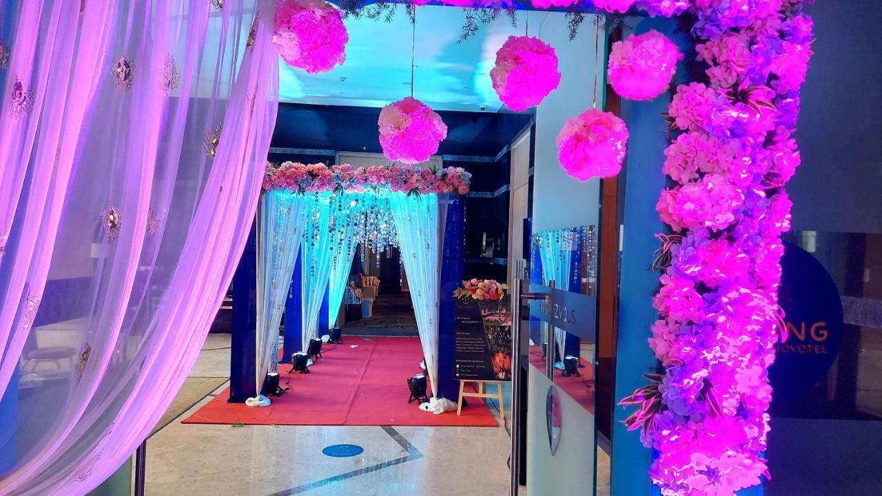 Novotel Chennai Sipcot Экстерьер фото A wedding in India
