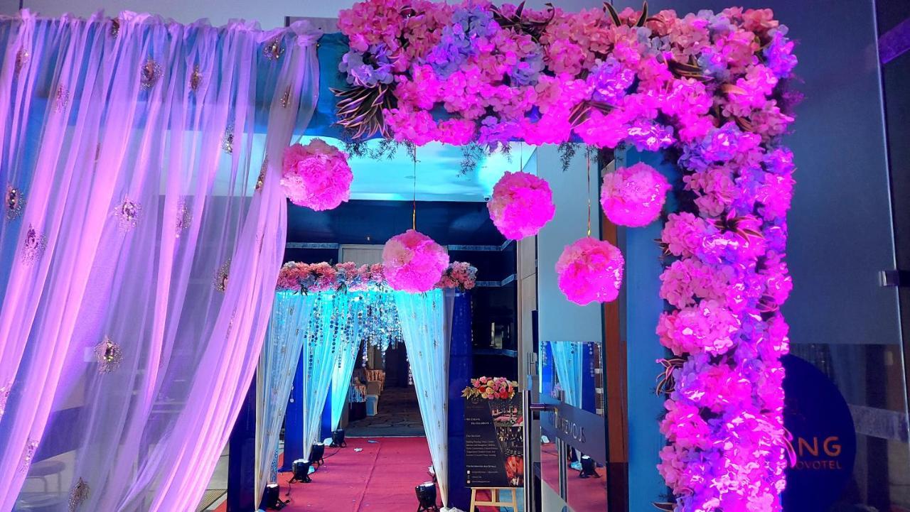 Novotel Chennai Sipcot Экстерьер фото Wedding decoration