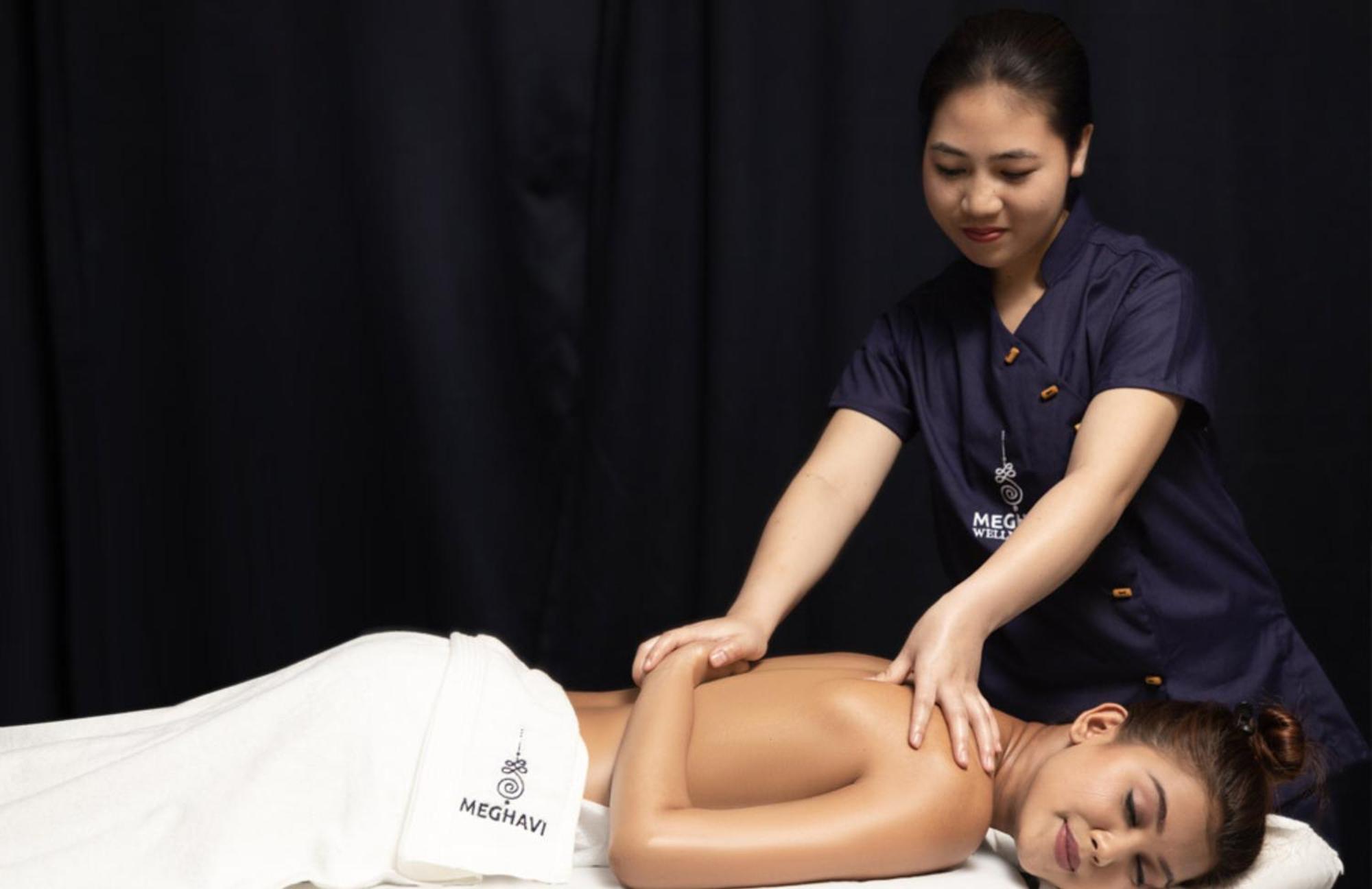 Novotel Chennai Sipcot Экстерьер фото Thai massage