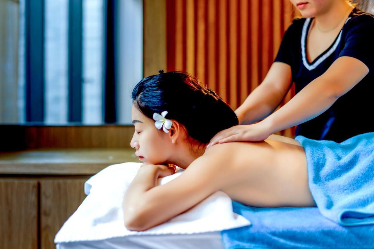 Novotel Chennai Sipcot Экстерьер фото Thai massage